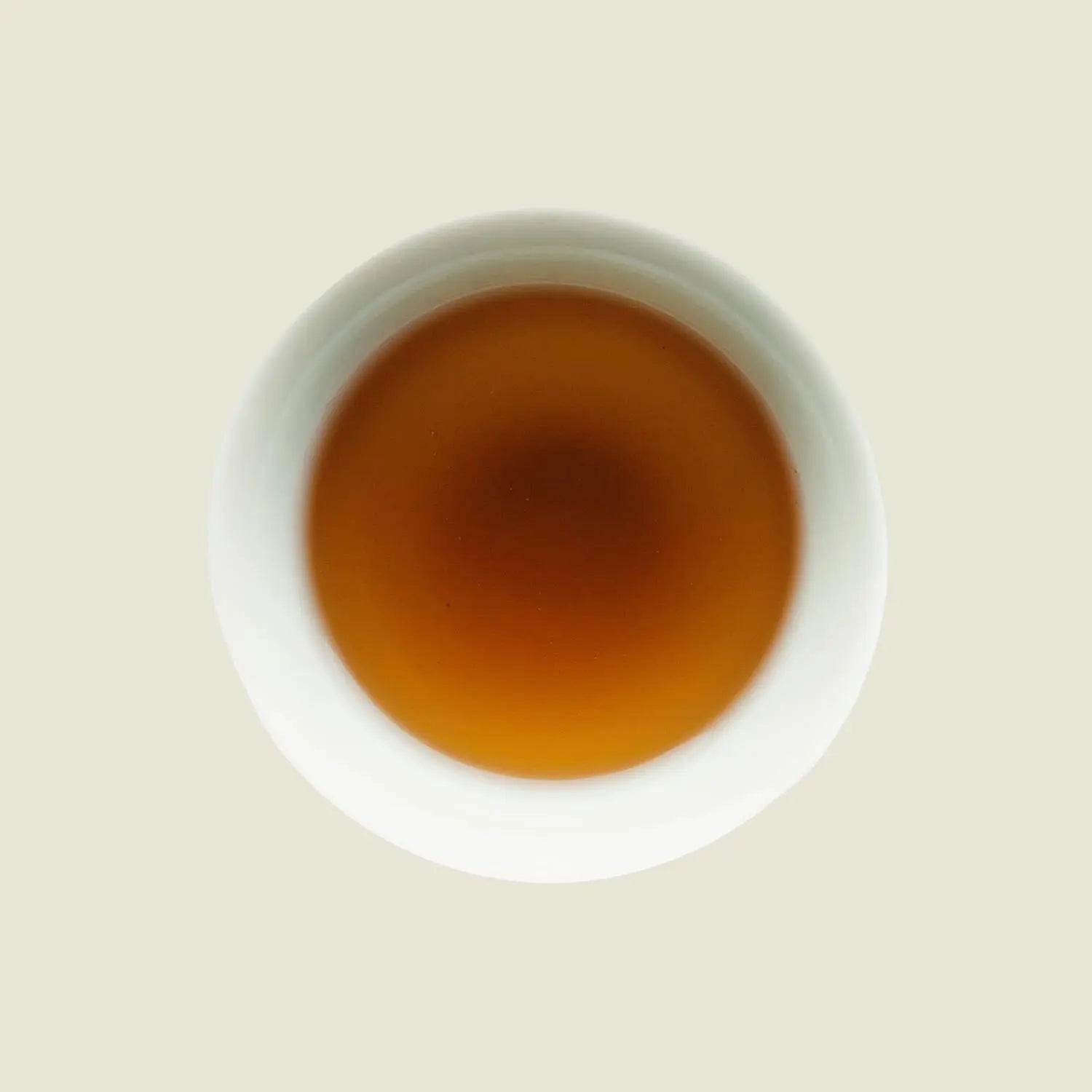 Keemun OP - Noema - Tassenfarbe dunkles orange von oben fotografiert