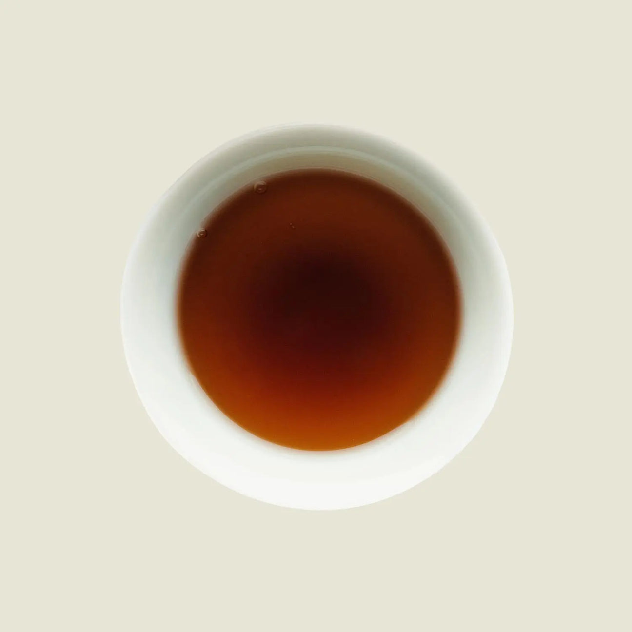 Special Golden Black - Noema - Tassenfarbe dunkles orange von oben fotografiert