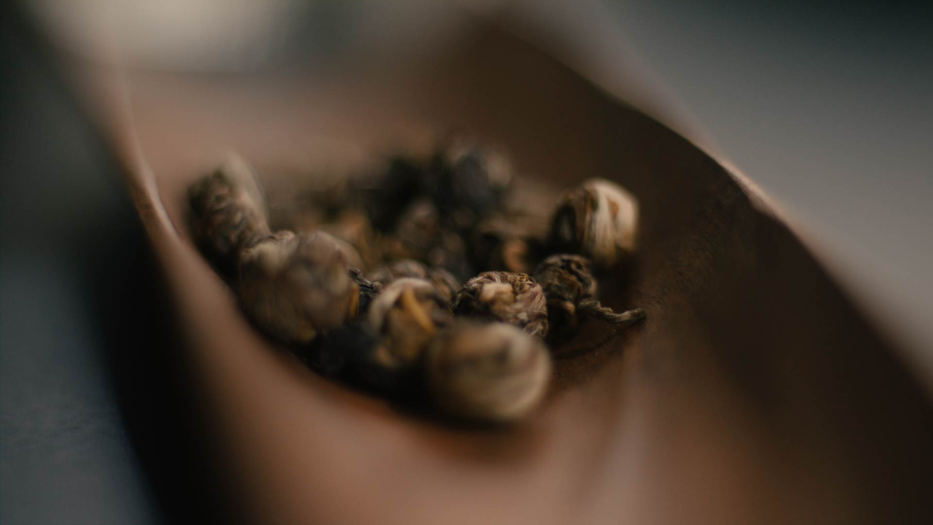 Handgerollte Jasmin Dragon Pearls, Nahaufnahme